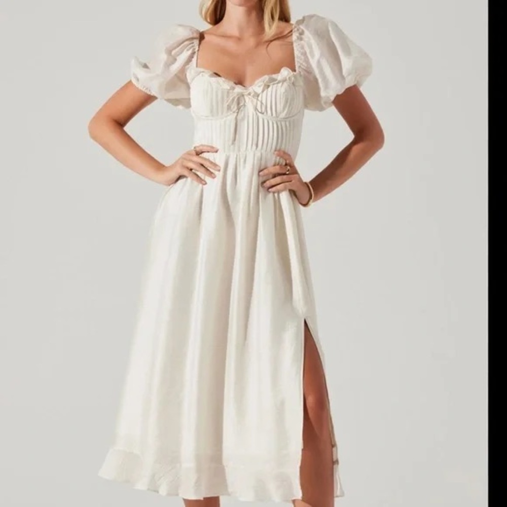 ASTR the Label Lunaria Dress